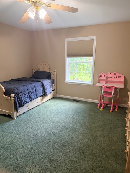 Building Photo - 32300 Azalea Ln