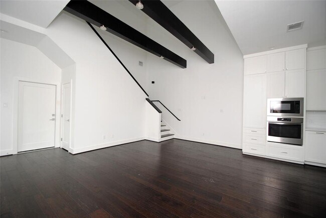 Building Photo - 7707 Jack Oak Ave