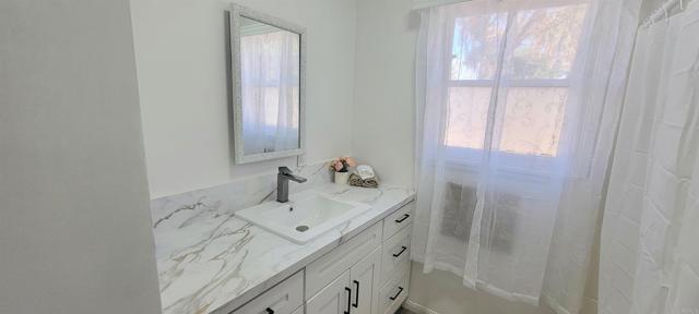 Building Photo - 16911 Glenetta Way