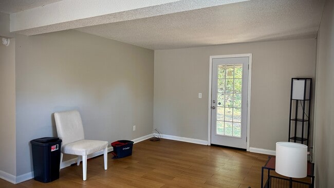 Building Photo - 4310 Cele Ct