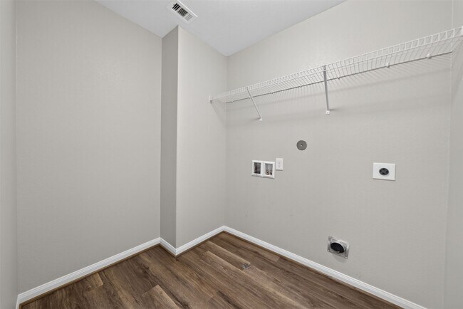 Building Photo - 26055 Allan Poe Dr