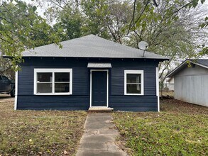 Building Photo - 11th Rentals