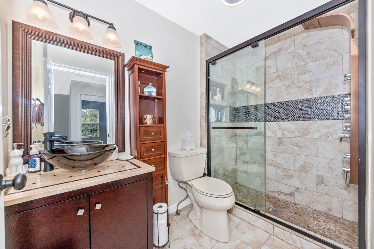 Building Photo - 8403 Black Willow Ct