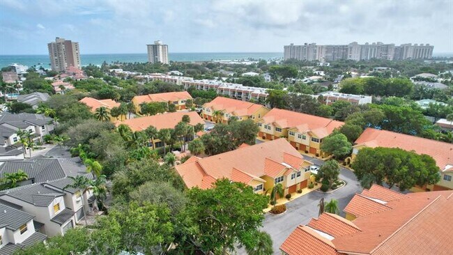 Building Photo - 2121 S Ocean Blvd