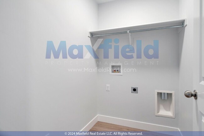 Building Photo - END UNIT - EV Ready - 3BD 2.5 BA 2GA