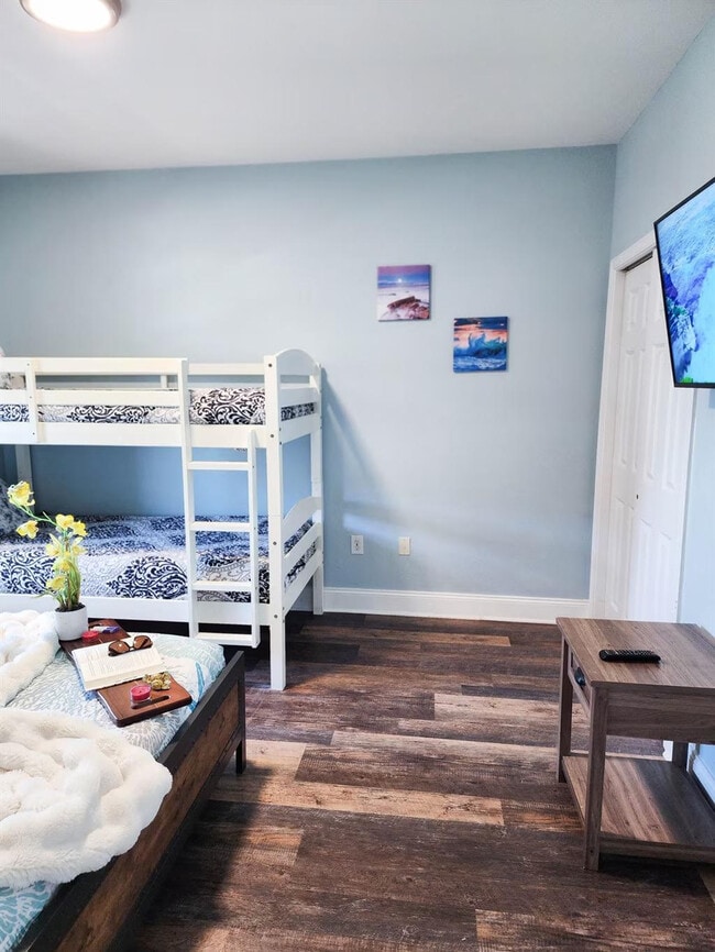 Building Photo - 102 Gulfside Ct