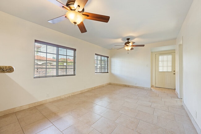 Building Photo - 3896 Harney St