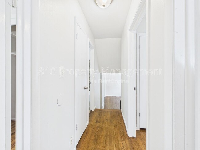 Building Photo - 7800 E 91 St