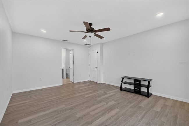 Building Photo - 1097 Augustus Dr
