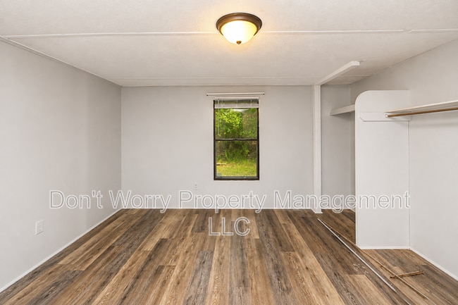 Building Photo - 1086 Frye Rd