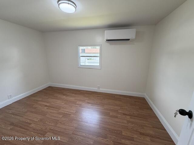 Building Photo - 133 Thirwell Ave