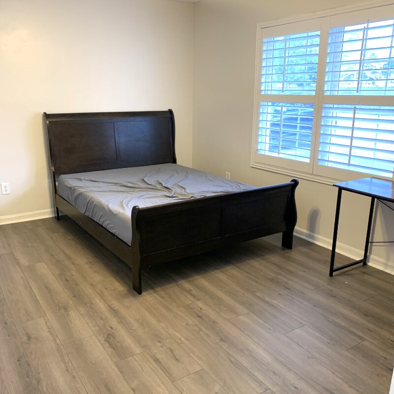 Building Photo - 1200 Zion Dr