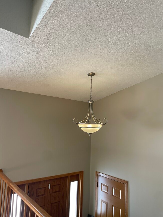 Building Photo - 3991 Whiting Ln