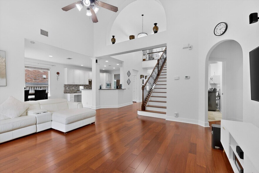 Building Photo - 2659 Salorn Way