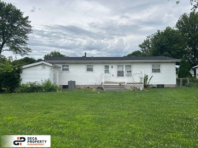 Building Photo - 410 Duchesne Ave