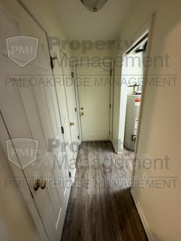 Building Photo - 130 Heather Rd