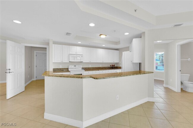 Building Photo - 2745 First St