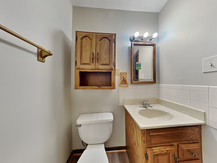 Building Photo - 132 W Old S St