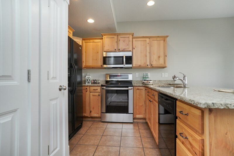 Building Photo - 2899 1150 W
