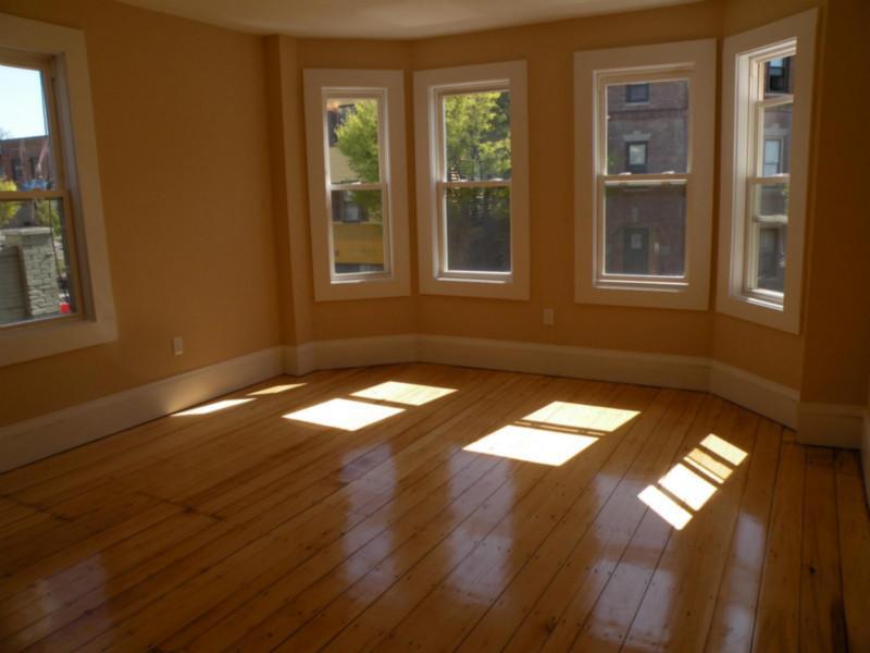 Building Photo - 3147-3149 Washington St. Unit 2