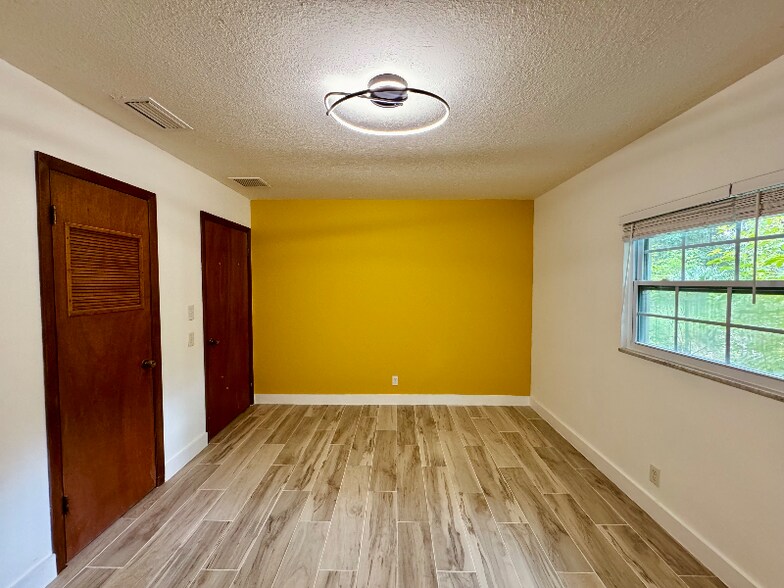 Building Photo - 3481 Whitner Way