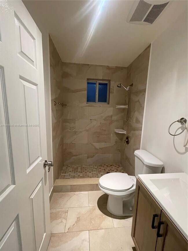 Building Photo - 7001 W 35th Ave