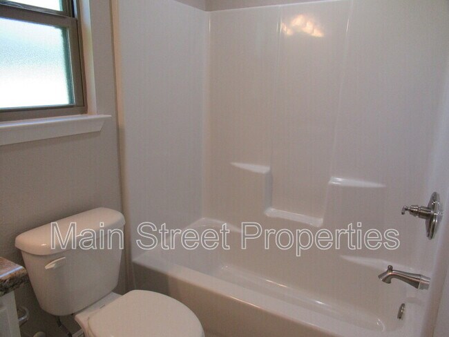 Building Photo - 7797 Ira Dr