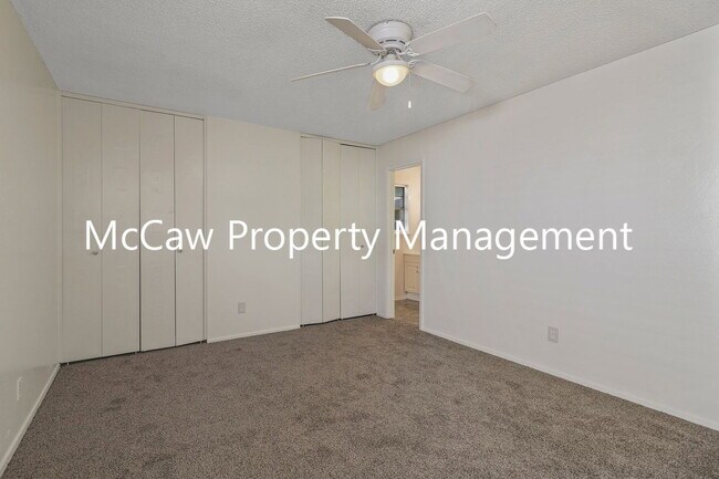 Building Photo - 12308 Knight Dr