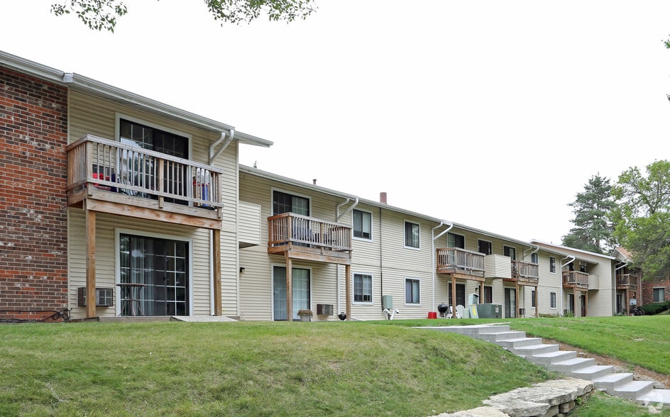 Arbor Lakes at Middleton Middleton, WI Apartment Finder