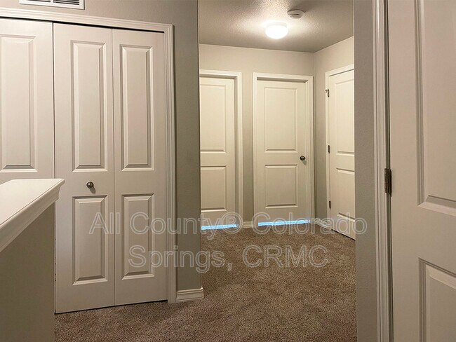 Building Photo - 862 Technology Ct