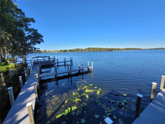 Building Photo - 1160 Calle Del Norte