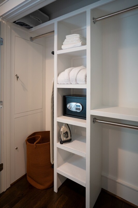 Building Photo - 2030 W Trade St