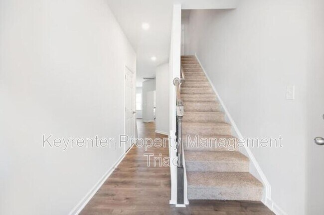Building Photo - 1122 Banworth Ct