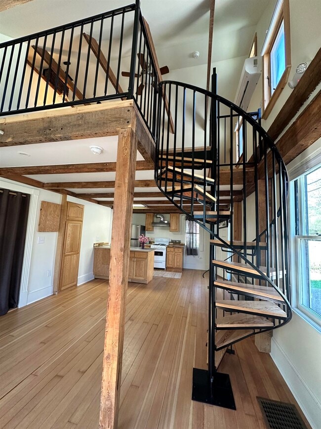 Building Photo - 10 Waukewan St