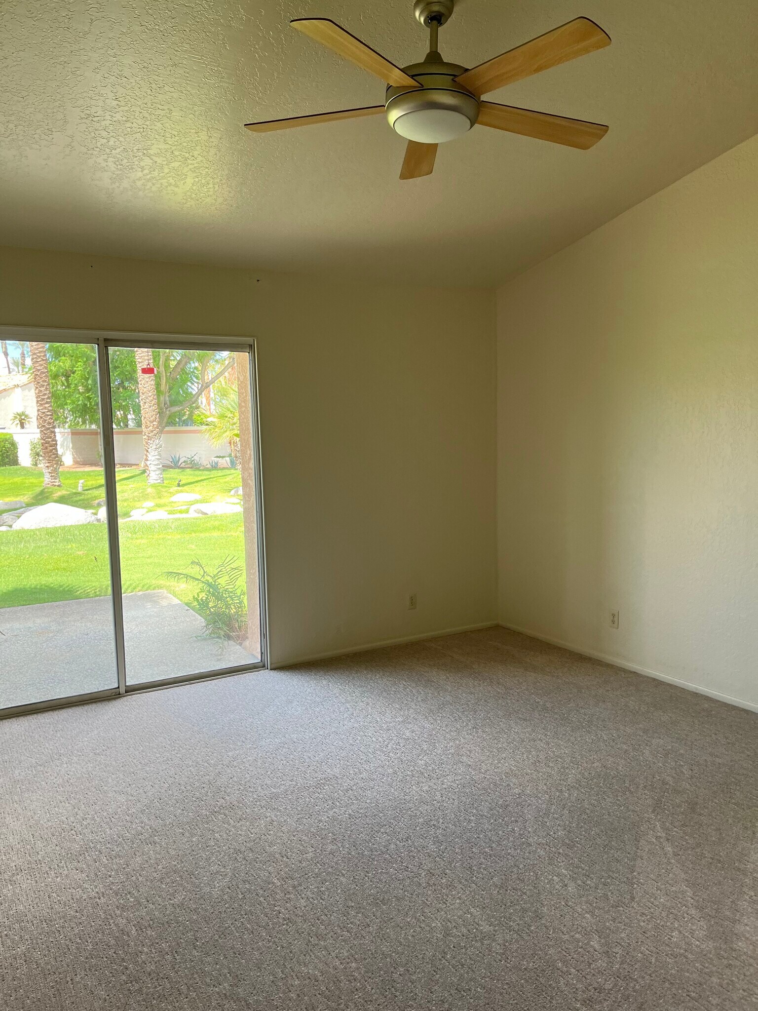 Building Photo - 36185 Avenida de las Montanas