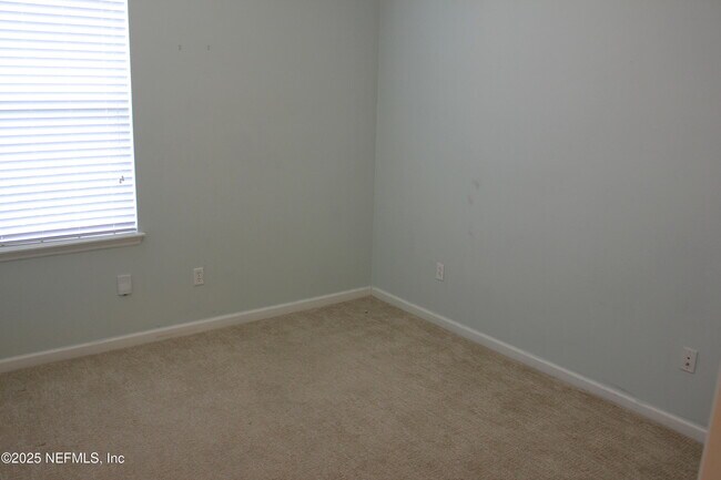 Building Photo - 5955 Wind Cave Ln