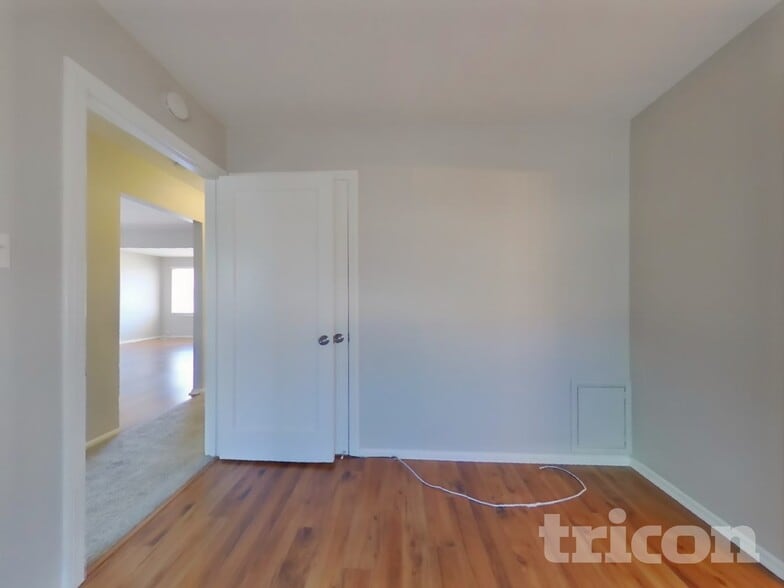 Building Photo - 107 Johnson Ave