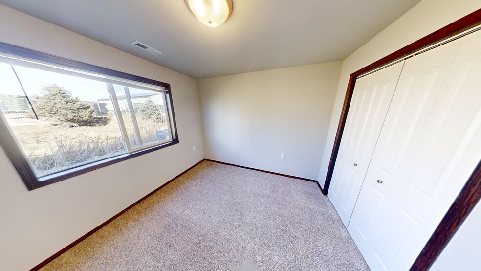 Building Photo - 110 Tanner Ct