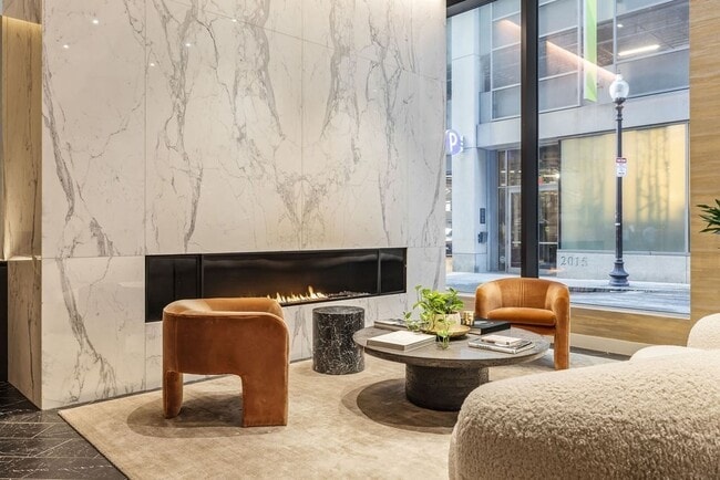 Building Photo - 55 Lagrange St