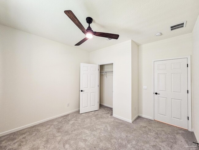 Building Photo - 4149 Upper Walk Ln