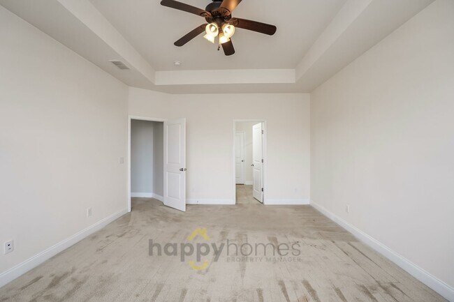 Building Photo - 350 Spectrum Rd