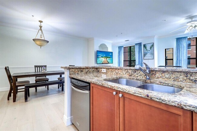 Building Photo - 2741 Via Cipriani