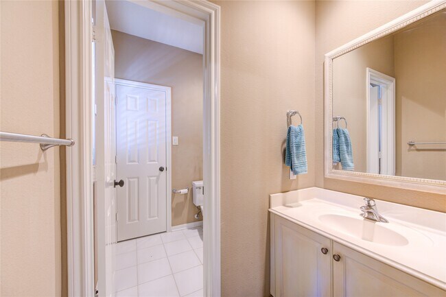 Building Photo - 62 W Mirror Ridge Cir