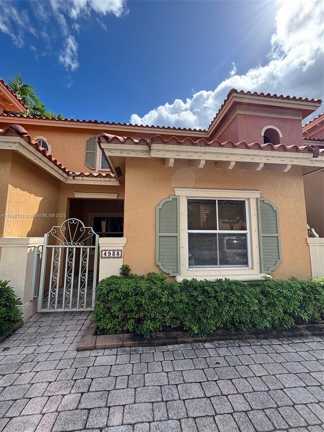 Building Photo - 4938 Leeward Ln