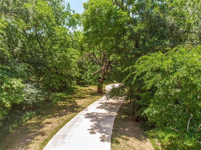 Building Photo - 9759 Hickory Hill Rd