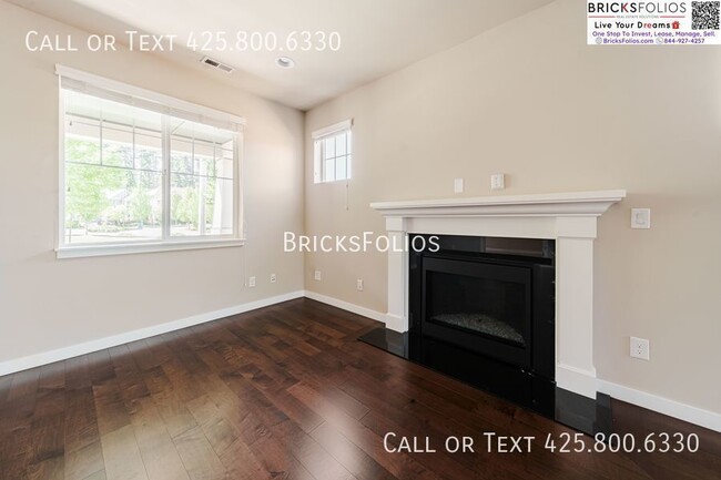 Building Photo - 10626 Eastridge Dr NE
