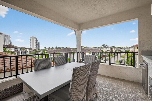 Building Photo - 4740 NW 84th Ave