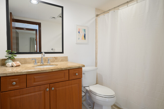 Bathroom - 3109 NE 26th St