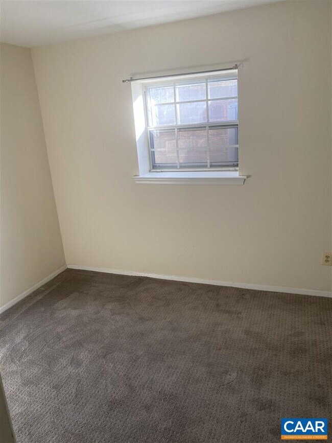 455 Burgoyne Rd 455 Burgoyne Rd Charlottesville VA 22901 Apartment