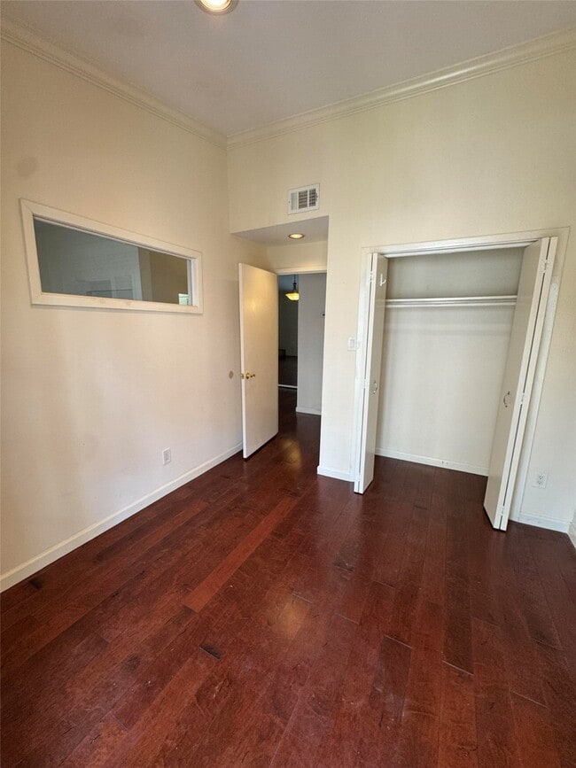 Building Photo - 2001 Bering Dr